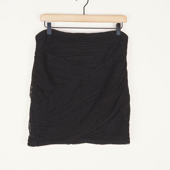 BCBGMaxAzria Mushroom Pleated Mesh Textured Black Pencil Mini Skirt Womens L - Picture 1 of 9